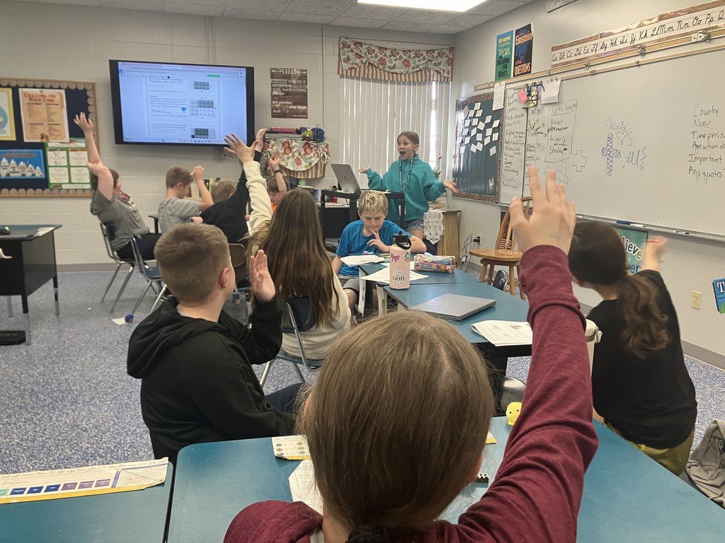 EFYork's tweet photo. 🍎👩‍🏫 Miss Landry took over as 6th Grade Teacher of the Day on March 14th!  The class had a blast learning about perimeter and area using LEGO bricks. A big thank you to the Carlson Family for winning this special experience at our Believe fundraiser! ❤️ #BelieveInOurFuture https://t.co/WXVDskCiaU