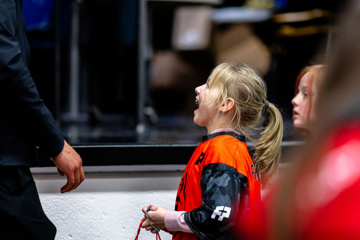 freeplayforkids's tweet image. 💬 “I did it!” There’s nothing more powerful than hearing a child say those words—and believe them. 

This week, we’re focusing on one small but mighty idea: ➡️ Help kids believe in themselves, no matter the scenario.

🙌🏽 @CTJumpstart

#PlayToLearn #FreePlayForKids

1️⃣/2️⃣