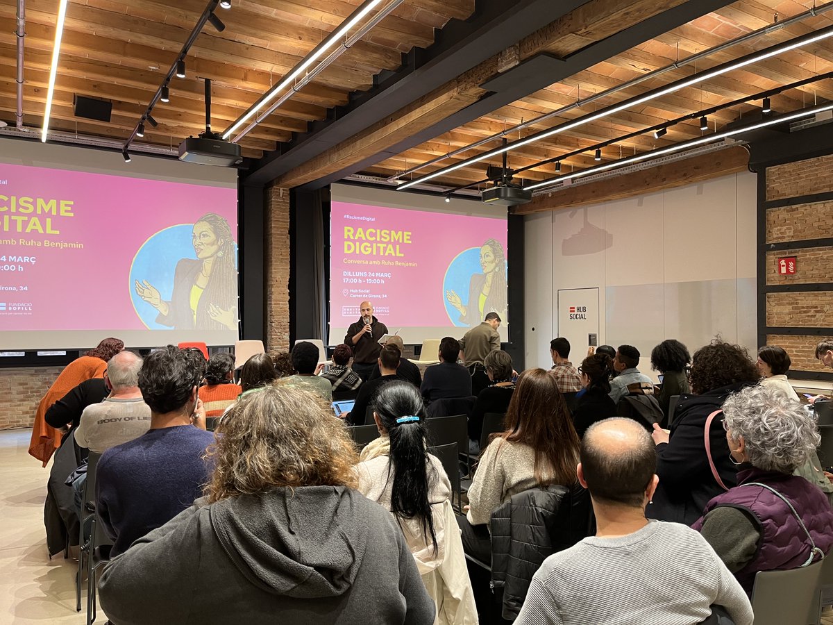 Fundació Bofill (@fundaciobofill) on Twitter photo Per què cal parlar de racisme digital? Com es manifesta en l'educació?
N'estem parlant al <a href="/hubsocialbcn/">Hub Social Barcelona. (Girona 34, interior. Bcn)</a> amb <a href="/hgardo/">Héctor Gardó</a>, <a href="/nuriann77/">núria vallès peris</a>, <a href="/nsabate4/">Núria Sabaté</a>, <a href="/MohamedElAmrani/">Mohamed El Amrani</a>
i Judith Membrives.
⏯️ Segueix-ho en directe: youtube.com/watch?v=7H9HM2… Per què cal parlar de racisme digital? Com es manifesta en l'educació?
N'estem parlant al <a href="/hubsocialbcn/">Hub Social Barcelona. (Girona 34, interior. Bcn)</a> amb <a href="/hgardo/">Héctor Gardó</a>, <a href="/nuriann77/">núria vallès peris</a>, <a href="/nsabate4/">Núria Sabaté</a>, <a href="/MohamedElAmrani/">Mohamed El Amrani</a>
i Judith Membrives.
⏯️ Segueix-ho en directe: youtube.com/watch?v=7H9HM2…