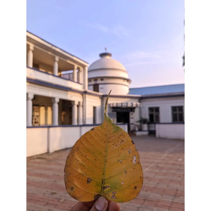 Aditiganjapurk1's tweet image. #भीमजयंती2025 
#20DaysToGo 

राजा मिलिंद व बौद्ध भिक्षु भंते नागसेन
गुरूशिष्याची आदर्शजोडी आपल्या विद्यार्थ्यांना सतत प्रेरणादायी असावी म्हणून शिक्षणतज्ञ डॉ.बाबासाहेब आंबेडकरानी बौद्धसंस्कृतीचा वारसा जपण्यासाठी औरंगाबाद येथील शिक्षणसंस्थेला मिलिंद व परिसराला नागसेनवन असे नाव दिले