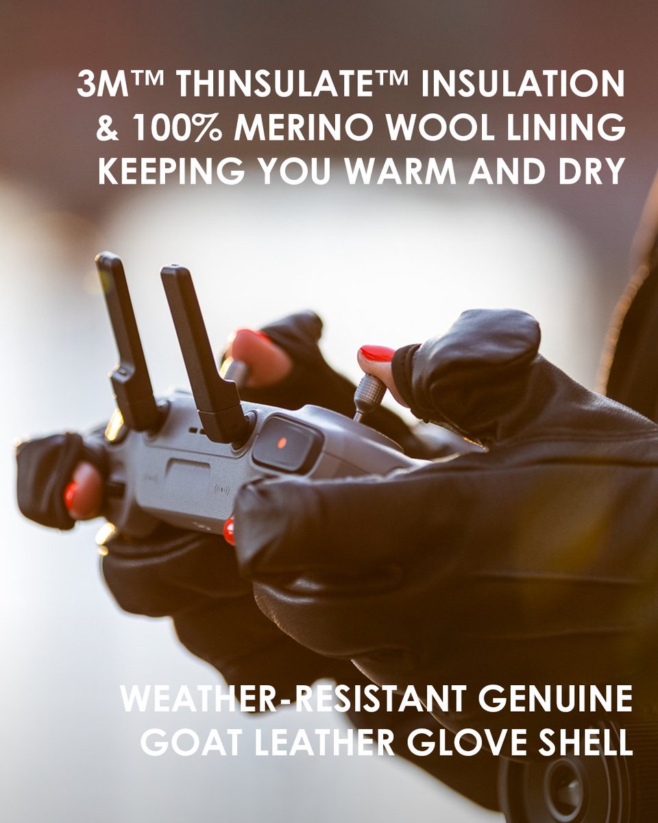 Classic look, great feel, and confident control: the Djuke Photography Glove, for those who own the streets.📸 #Vallerret #BuiltForWinter #PhotographyGloves #StayOutThere #StreetPhotography