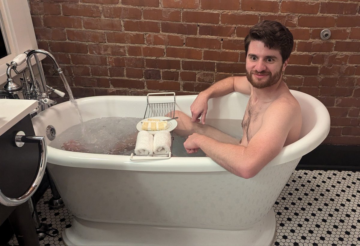 Jarrod Alonge tweet media