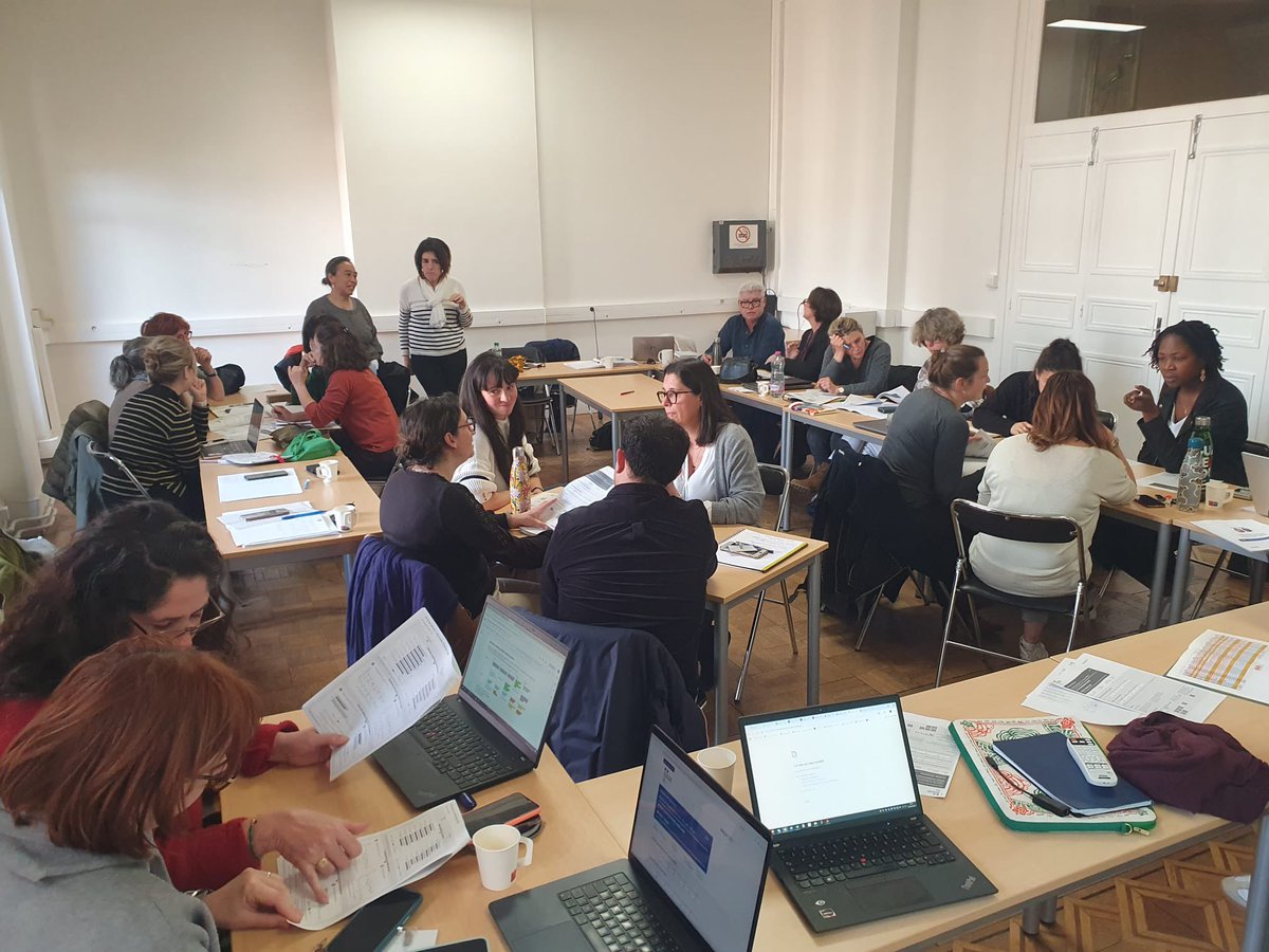 Formation des directeurs de la circonscription HG5 dé Toulouse sur le pilotage pédagogique et l'analyse des évaluations nationales. 
Un temps riche, de nombreux échanges constructifs et des outils pour monter en compétences. 
Merci aux directeurs et à l'équipe de circo