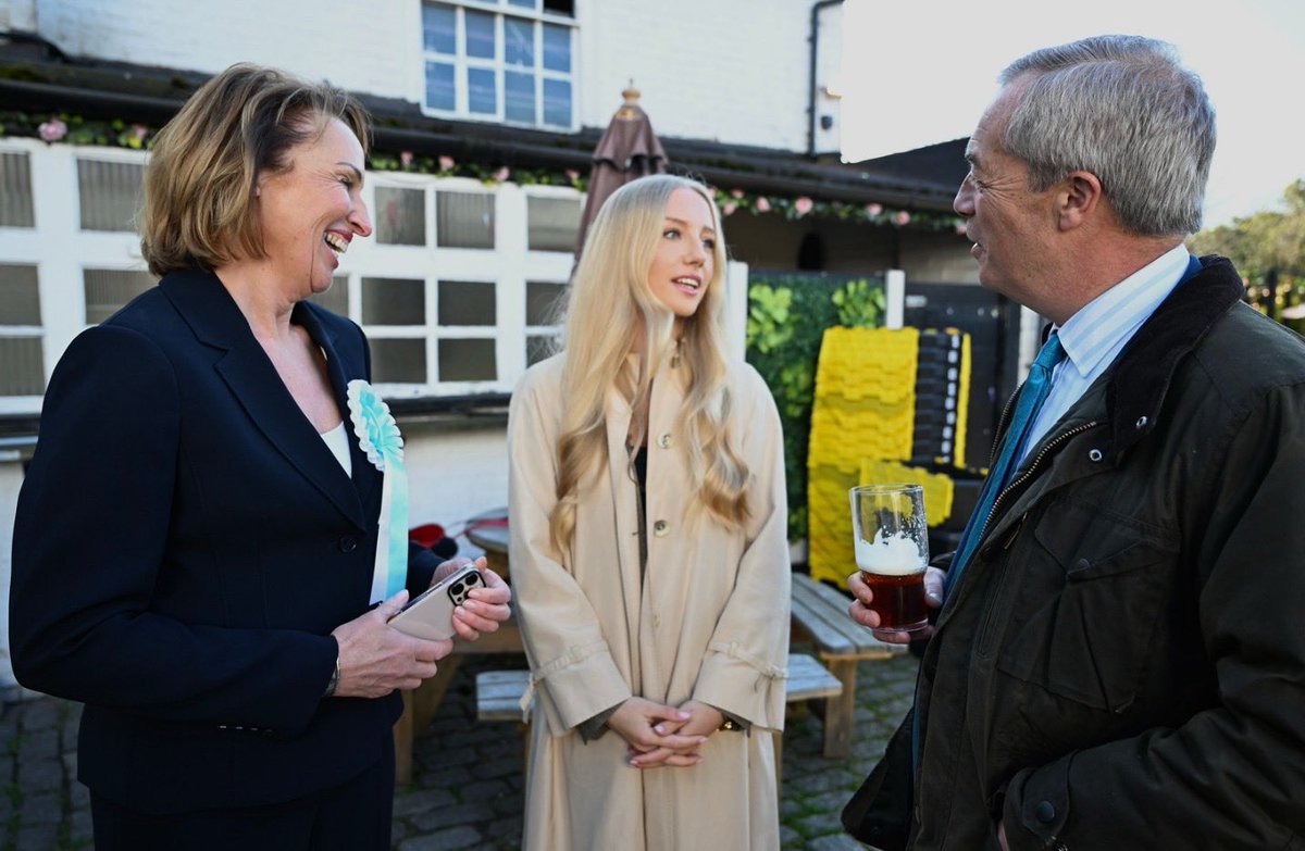 lottiobrien's tweet image. A very sunny afternoon spent with @Nigel_Farage and Reform’s candidate for the pending by-election Sarah Pochin
Lots discussed as read in my article below 👇🏻☀️
EXCL: express.co.uk/news/politics/… @Daily_Express @ExpressPolitics @reformparty_uk