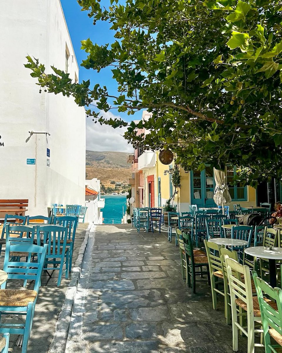 andros_secrets's tweet image. Beautiful spot in Chora of Andros 😍💙 

#andros #androsisland #androsgreece #greece #visitgreece #cyclades #cyclades_islands #greekislands #travel #greecelover #greece #platanos #chora