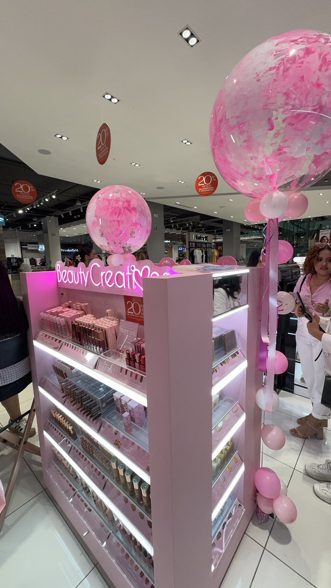 gloryyy tweet media
