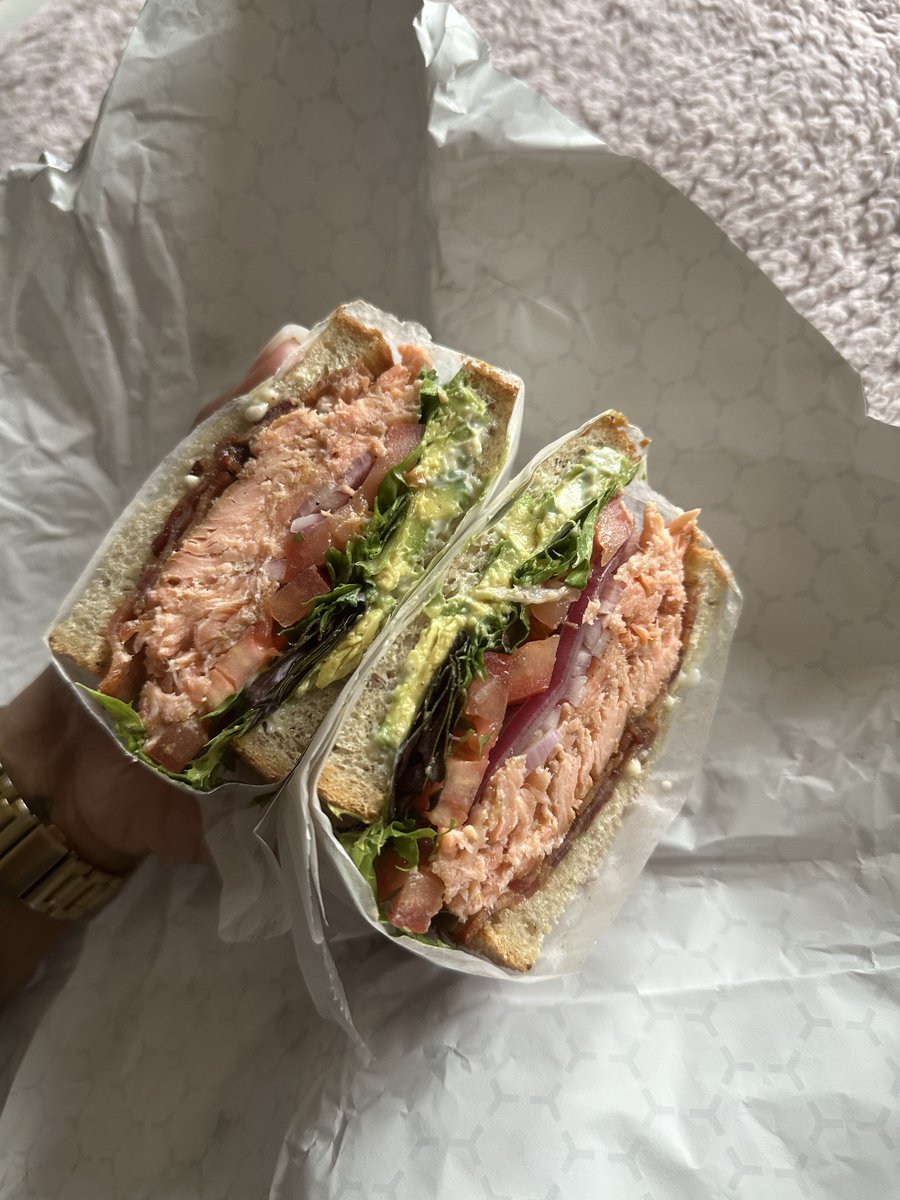 ᥫ᭡ your favorite foodie tweet media