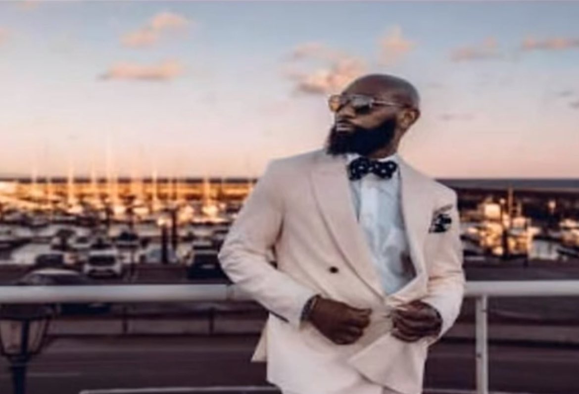 consapevole di star sbagliando qualsiasi cosa ma è tutto okay perché sono troppo cucinato per preoccuparmene