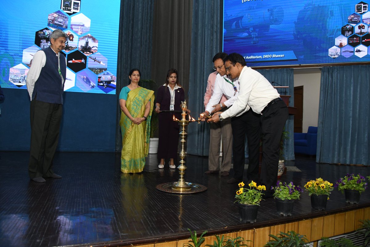 DRDO_India's tweet image. A one day Brainstorming session on Development cum Production Partner (DcPP) was organised today at DRDO Bhawan. Several major Defence Manufacturing companies and DRDO labs participated and discussed ways to make the process simpler and more robust boosting defence production