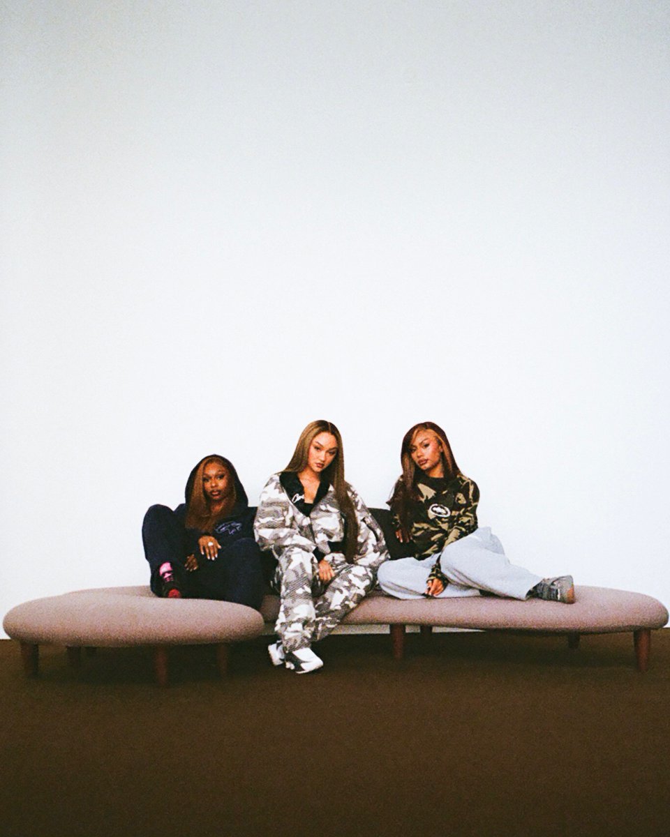 flolikethis's tweet image. See you soon!! #aaatour 💃🏽

flolikethis.com/#