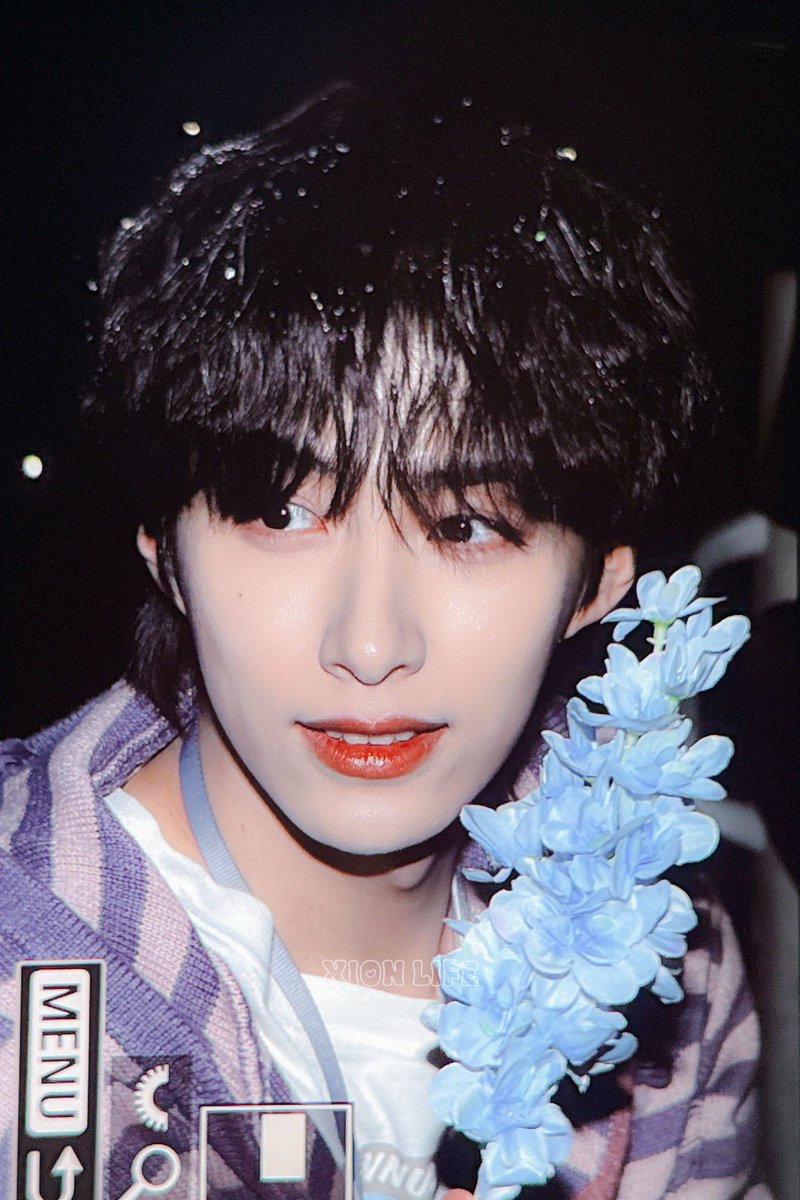 XIONLIFE_110's tweet photo. 250324 #시온

쉽쓰노가 벌써 5주년이래요 ..

#원어스 #ONEUS #XION #손동주 #シオン https://t.co/Bxa9lDk4d4
