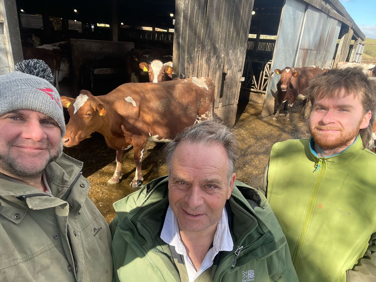 We Can Do Both Podcast (@we_can_do_both) on Twitter photo 🎧 NEW EP. OUT ON THURS 🎧
Neil visits dairy farmer, @farmersguardian columnist & England @nffnuk chair <a href="/JRfromStrickley/">James Robinson</a>.
They talk #NatureFriendlyFarming, re-wiggling rivers, #SFI & more.
For now, listen back to <a href="/PTES/">People's Trust for Endangered Species</a>'s <a href="/FavColour_Green/">Megan</a> on #hedgerows: shows.acast.com/we-can-do-both… 🎧 NEW EP. OUT ON THURS 🎧
Neil visits dairy farmer, @farmersguardian columnist & England @nffnuk chair <a href="/JRfromStrickley/">James Robinson</a>.
They talk #NatureFriendlyFarming, re-wiggling rivers, #SFI & more.
For now, listen back to <a href="/PTES/">People's Trust for Endangered Species</a>'s <a href="/FavColour_Green/">Megan</a> on #hedgerows: shows.acast.com/we-can-do-both…