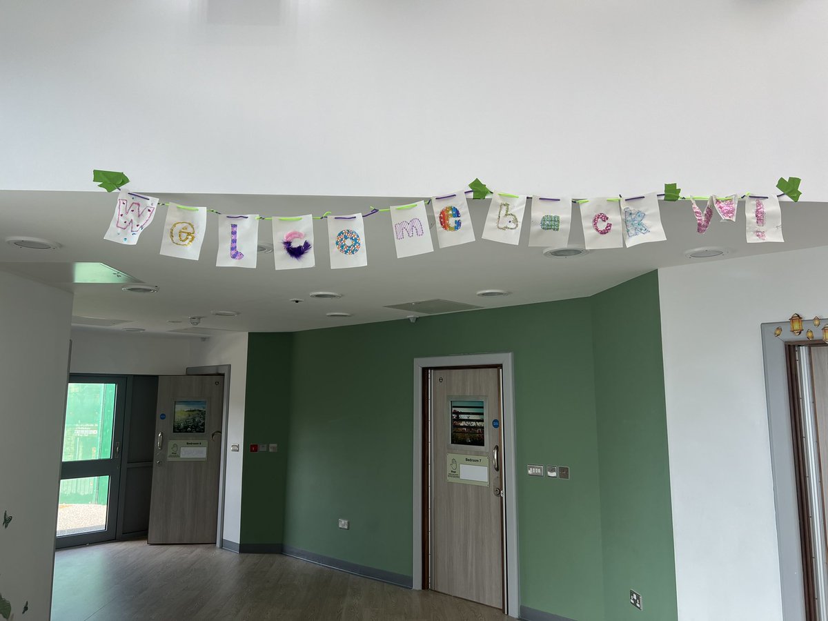 Nothing beats a warm welcome back! After a week of annual leave, I was greeted with a surprise – a welcome back banner made by one of our amazing patients. 🥰