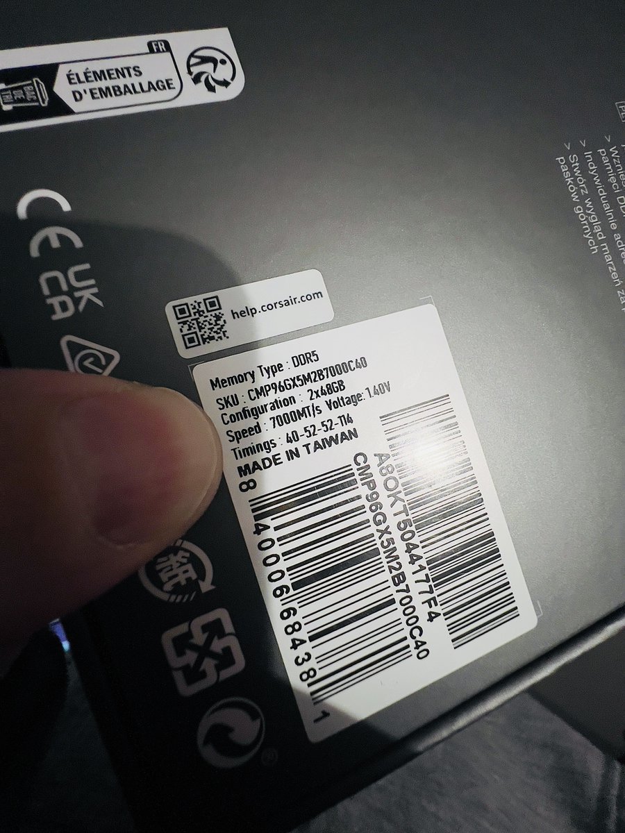 ┌ ── S Λ R G E ── ┐ tweet media