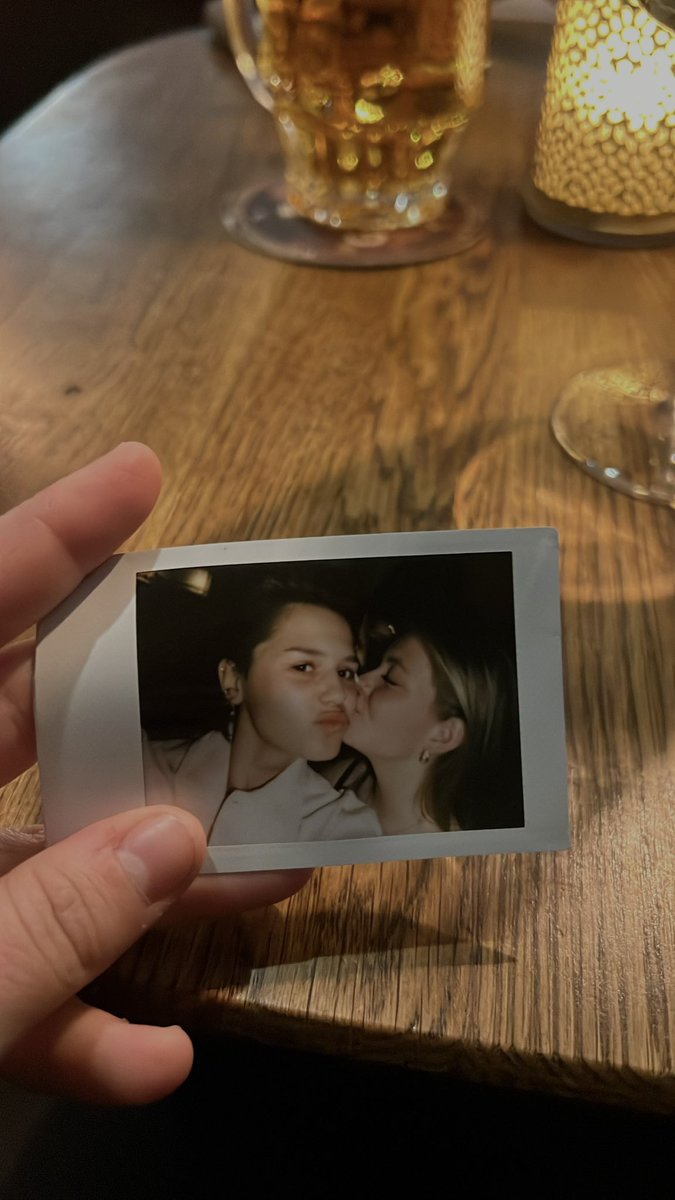 waiverlu's tweet photo. my girlfriend everyone !!🥹🥹 https://t.co/YKEXWUsxUa