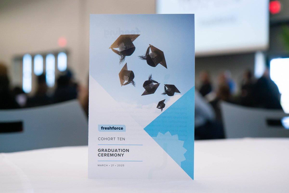 FeedingTampaBay's tweet photo. Last Friday, we proudly celebrated the graduation of our FreshForce Cohort 10, honoring the hard work and dedication of each student who committed to learning new skills, believing in their potential, and taking steps toward a brighter future.
#FreshForce #JourneyToGrowth #Tampa https://t.co/EiM75oIw2h