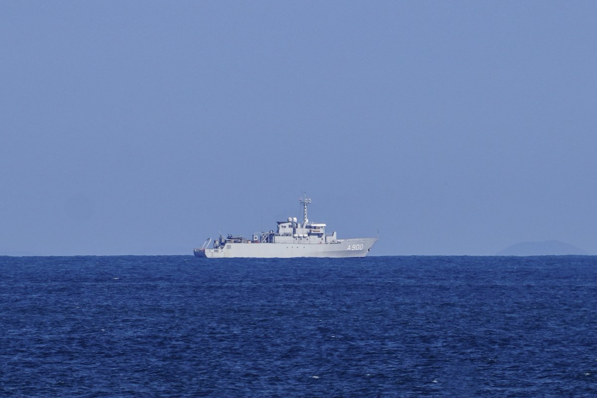 Tartan Eyes tweet media