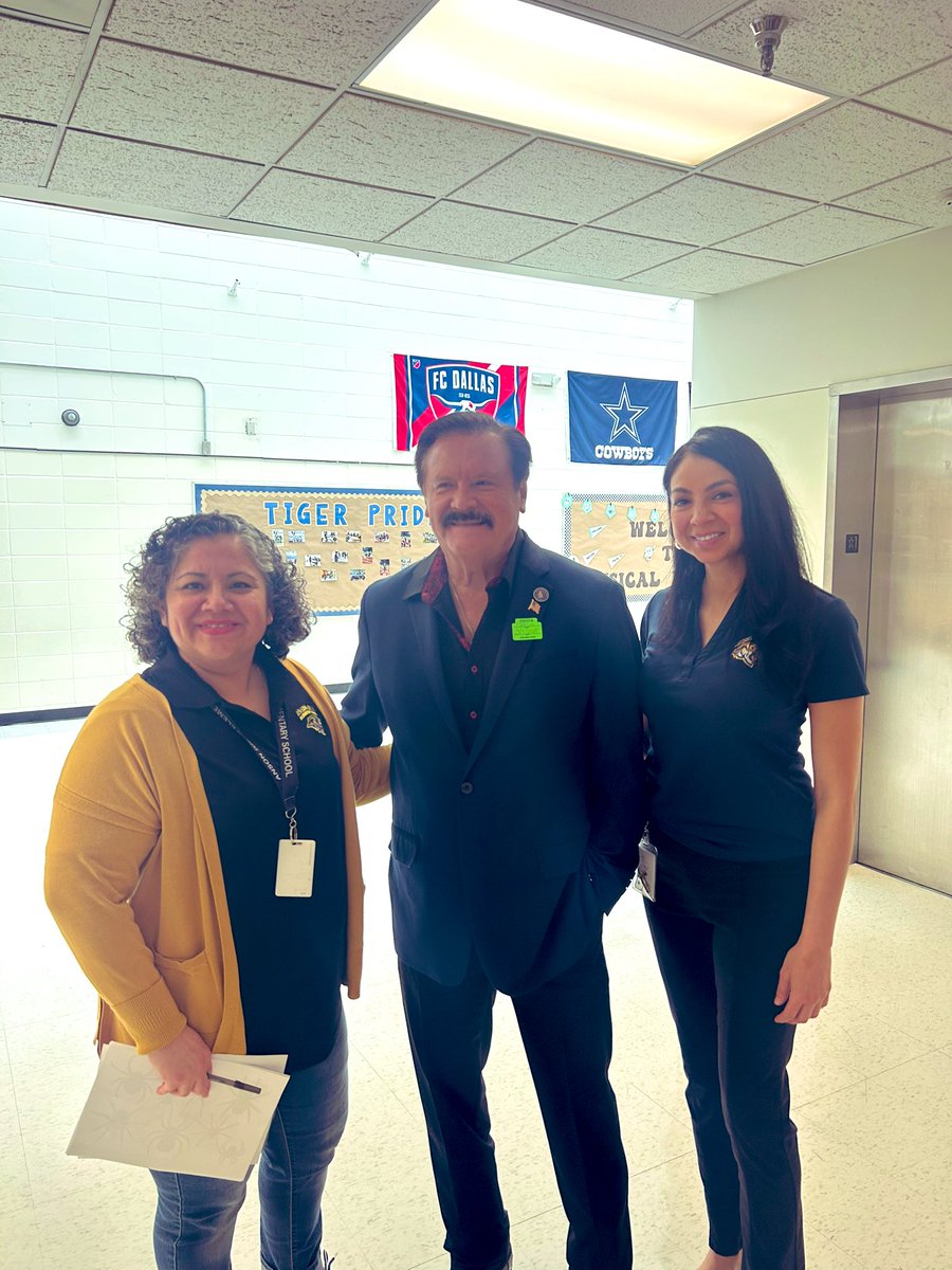 Thank you to Counselor Harris and Media Specialist Melendez for coordinating an outstanding Career Day! 👏🏽🤩 Thank you to all stakeholders involved!