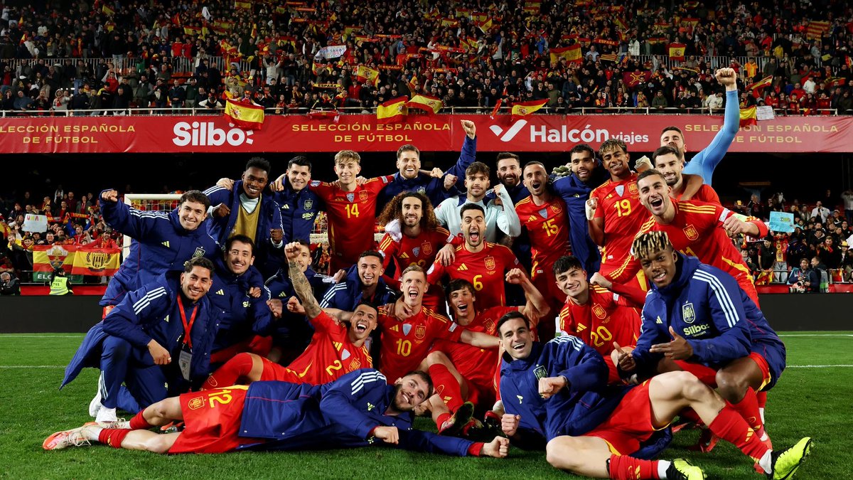Llevamos dos años de ensueño. Campeones de Nations League, campeones de la Eurocopa, campeones olímpicos y, de nuevo, clasificados para otra final four. Este equipo es una máquina de generar ilusión y alegría. Deseando ya que llegue junio para volver a verles brillar.