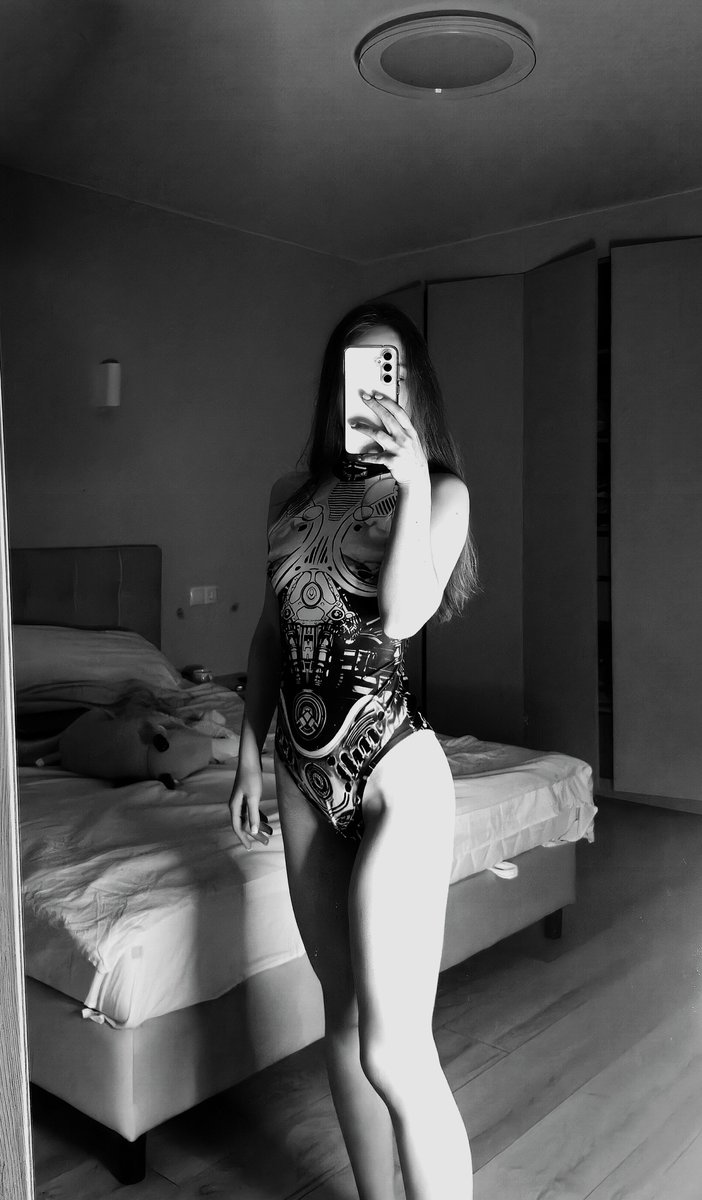Bar_baries's tweet photo. A soul as deep as the ocean, a heart that shines brighter than the stars. The world feels lighter with your smile. Stay magical, beautiful soul. ✨
#cutegirl #sexy
https://t.co/cNNV6Rh2Gt https://t.co/wSkW89QXaX