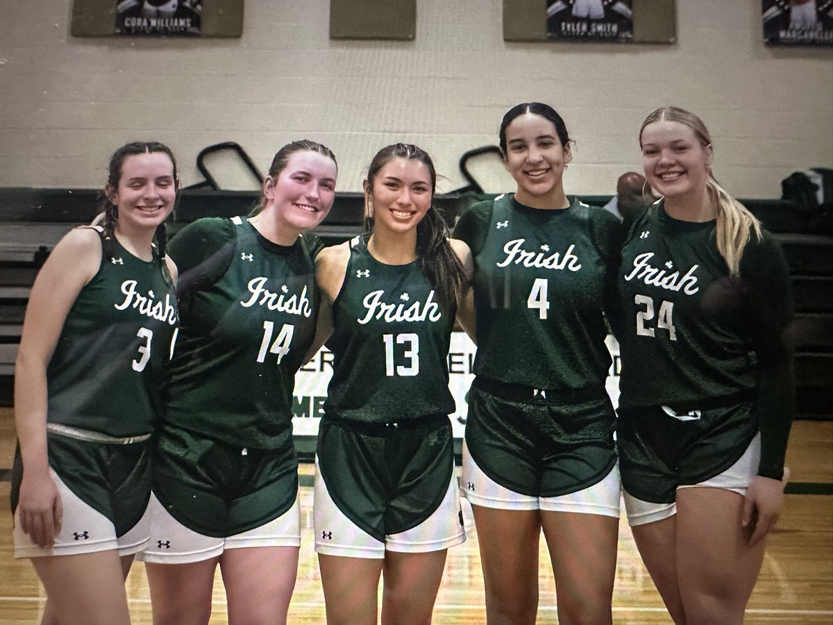 ☘️ ☘️ ☘️ ☘️  ☘️ 52-3 ☘️ ☘️  ☘️ ☘️ ☘️ 
         I’m going to miss these seniors