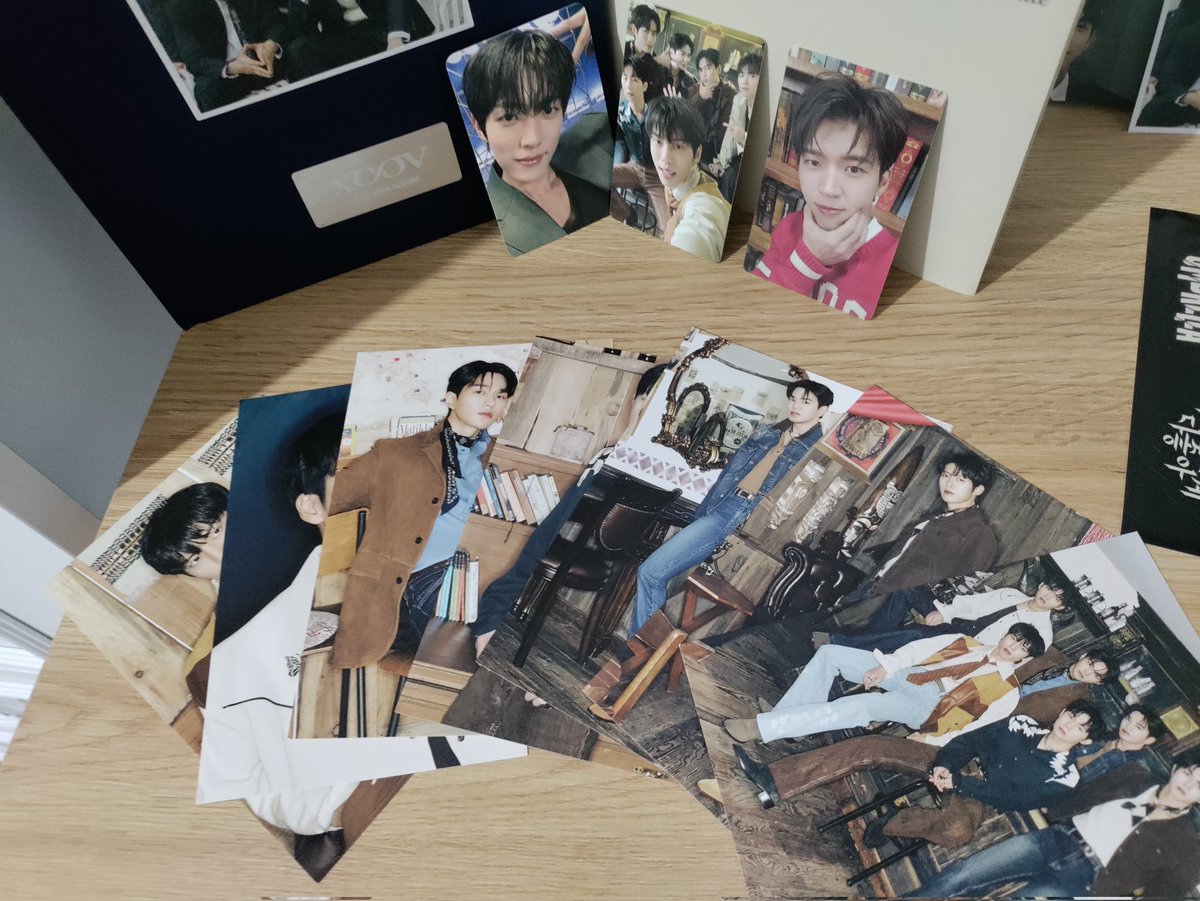 I finally got my albums🎉Thank you <a href="/IFNT_Official_/">INFINITE(인피니트)</a> for this beautiful comeback and for everything you've been doing♥️And thank you our CEO <a href="/KSK_official/">김성규(KIM SUNG KYU)</a> for making all this happen🫶
#인피니트 #INFINITE 
#LIKE_INFINITE #Dangerous #Dangerous_INFINITE
 #15주년_15만장_커하축하해