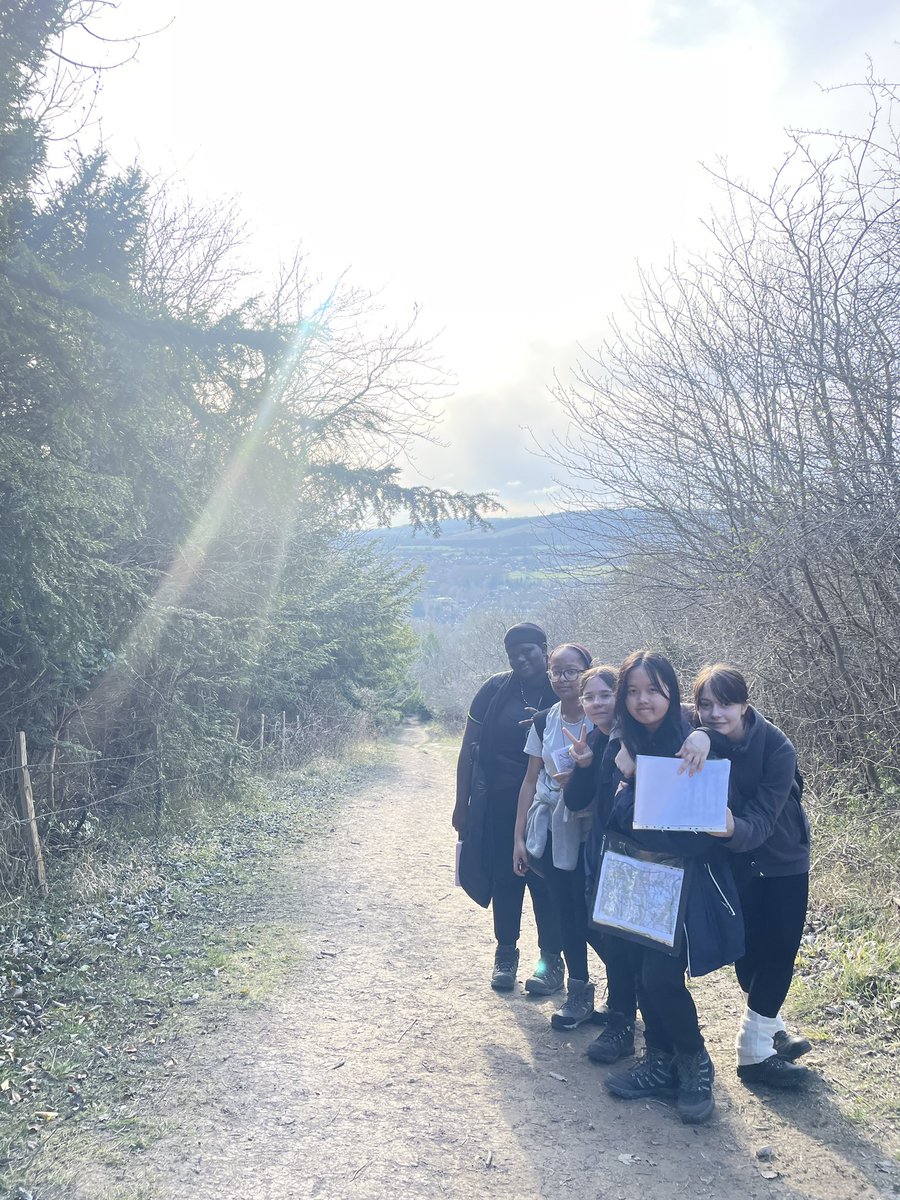 teacherphoenix's tweet photo. Duke of Edinburgh Bronze Practice with @Addeys300 ! Great walk! https://t.co/7r41N35AJW