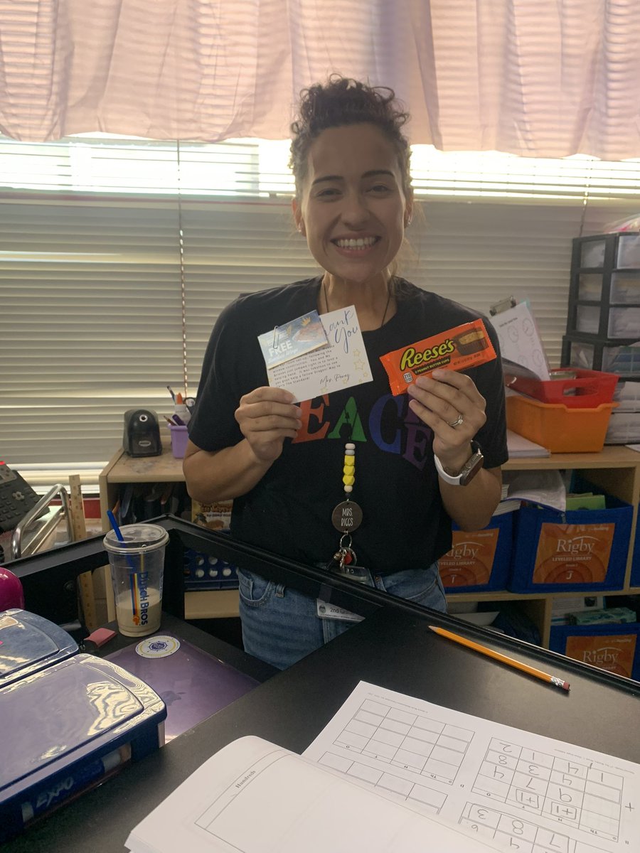 𝑻𝒉𝒆 𝑾𝒆𝒆𝒌𝒍𝒚 𝑫𝒓𝒂𝒈𝒐𝒏 Shout-Outs Continue <a href="/EastwoodKnolls/">Eastwood Knolls 💛💙</a> 📣🗣

We Love Catching Our People Carrying the Standard &amp; Recognizing Them!

Thank You to Our Community for Sharing Your Love of Our Teachers!

#ValuedEducator 💛💙
#SuccessStandards 🧭🗺️
#CarryTheStandard 🔥🐉