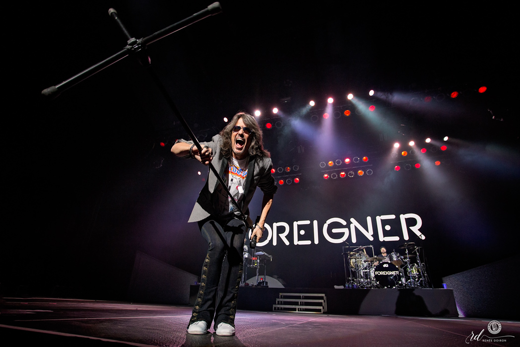 Rock legends <a href="/ForeignerMusic/">Foreigner</a> set to tour Canada with guest vocalist <a href="/geordbrown/">Geordie Brown</a> and special guests <a href="/5440/">54 40</a>! #WeLoveLive #ForTheLoveOfLive #canadaislivemusic 📸 Renee Doiron 
soundcheckentertainment.substack.com/p/foreigner-20…