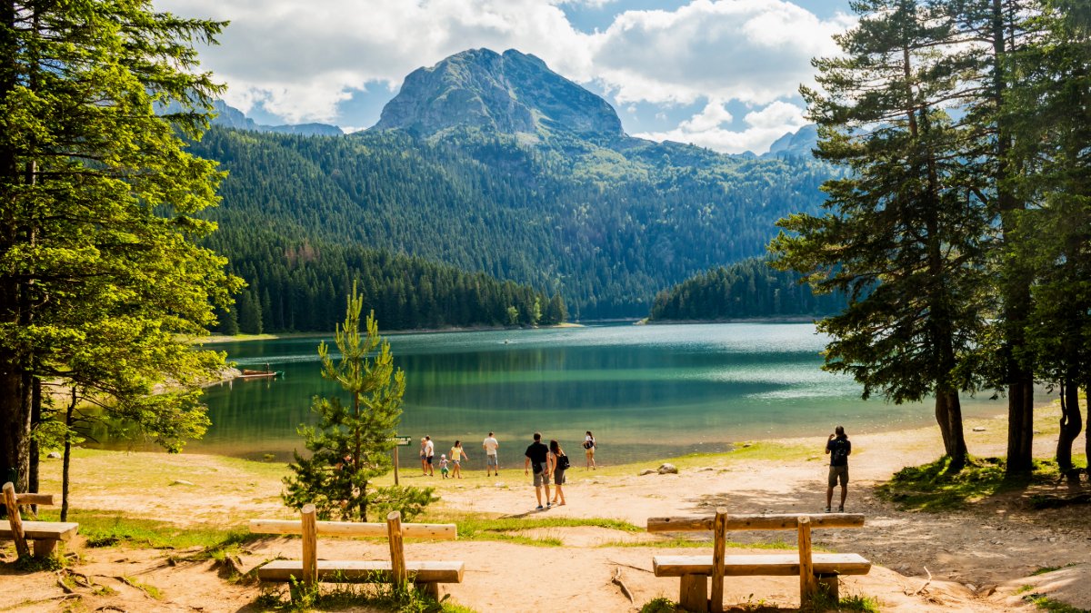 #Montenegro’s UNESCO-listed Bay of Kotor should be your next Balkan escape for its enchanting old town, sensational boat trips &amp; staggering cable car views from Mount Lovćen. Here’s more on why you should visit 🇲🇪 weather2travel.com/blog/why-visit… <a href="/LucyAMcGuire/">🌴 Lucy McGuire</a>