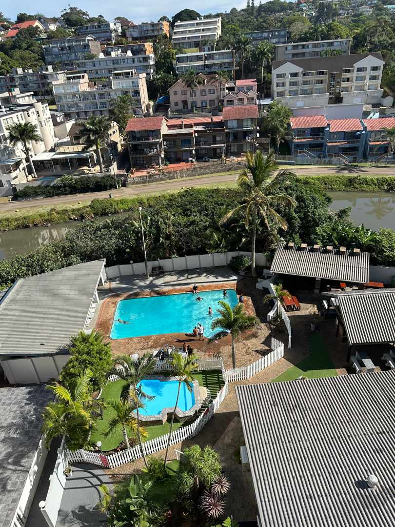 Ndiks17's tweet image. 🔌Here  is a plug for Airbnb lovers (Self-catering). 

📍Margates 
🛏 3 Bedroom (1 ensuit)
🛋 Open Lounge and Kitchen
🛁 2 Bathroom 

To book R1500 - R2200 per night (Off Peak Season) #Durban #Margate #Airbnb #Accommodation #Shortleft #bookings.com