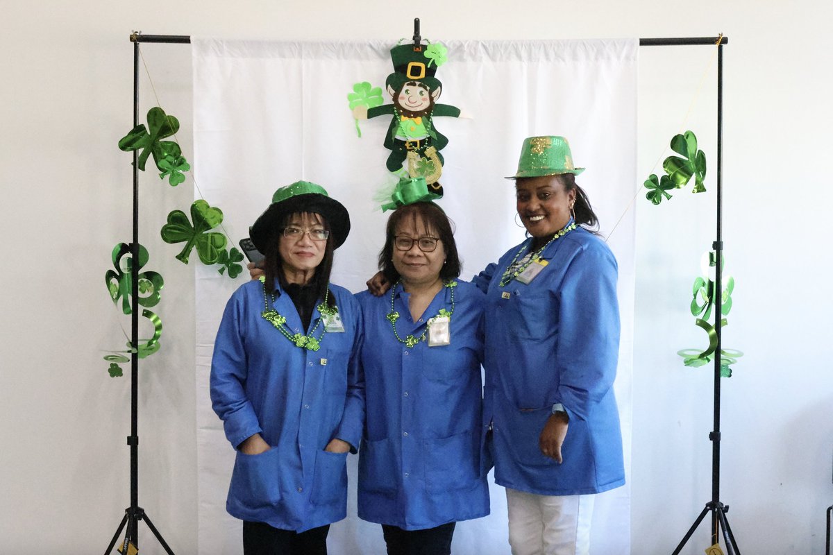 dynamicsource_'s tweet image. Feeling full of team spirit! Last week, we celebrated St. Patrick’s Day with a hot lunch and games. Thanks to everyone who joined! 🍀 Our amazing team’s dedication drives our success. Hope your St. Patrick's Day was lucky & filled with good food! #Teamwork #StPatricksDay