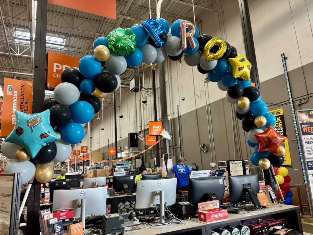 Amy Hahn tweet media