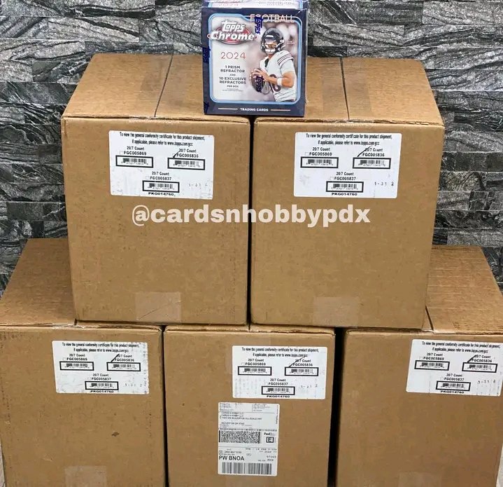 cardshobbypdx's tweet image. New football release today 🏈 The 2024 Topps Chrome Football products  #topps #toppsfootball #toppschrome #toppschromefootball #football #footballfans #footballcards #nfl