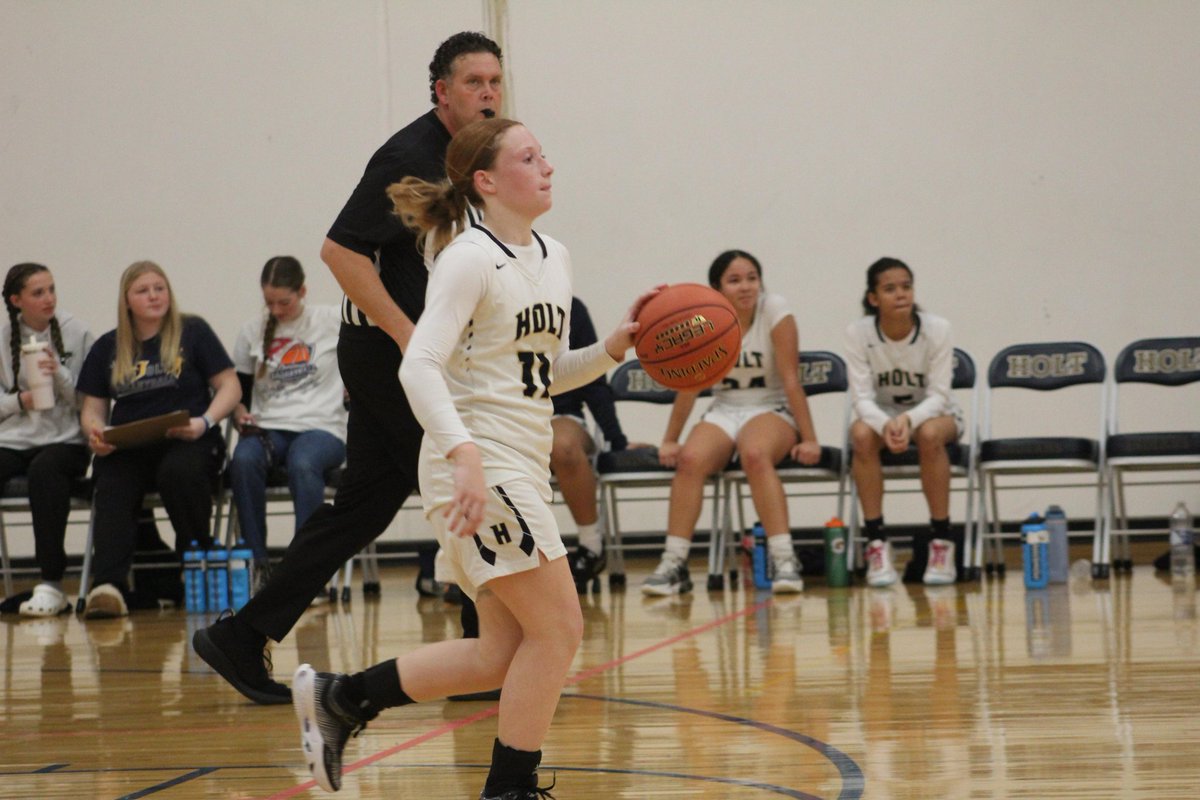 Congrats to this kid!  Kept a great attitude through injuries and really grew this season!  
Ainsley Ellegood
Sportsmanship Award winner! 24-25
<a href="/CoachgwYnne/">Gwynne Ellegood</a> <a href="/WBMalick/">Whitney Malick</a> <a href="/HoltADOffice/">Holt Athletics</a>