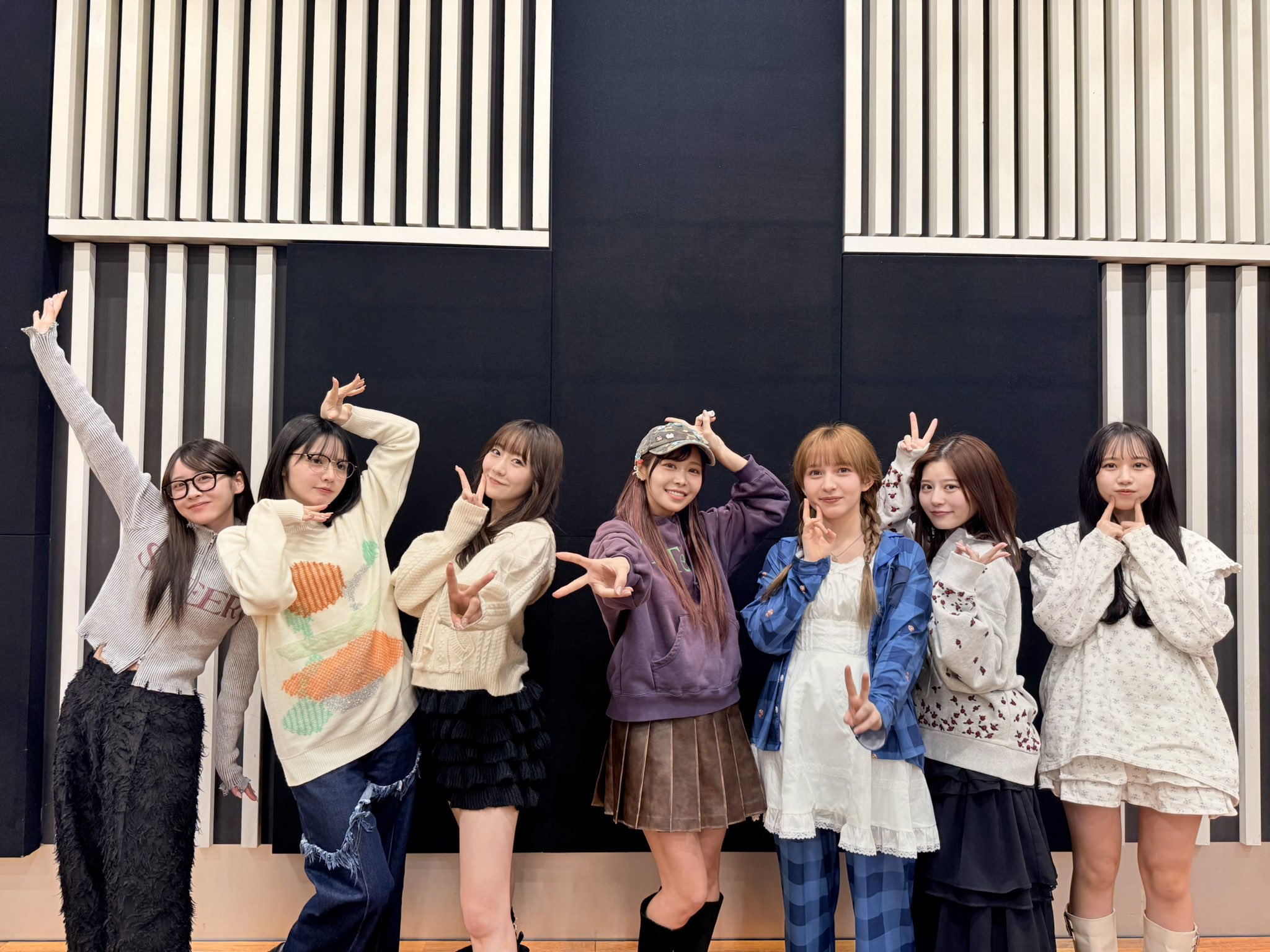 鎮西寿々歌 ジップアップ パーカー ふるっぱー FRUITSZIPPER きょうもいい感じだね🧡 #かがみ #鎮西寿々歌 #ふるっぱー