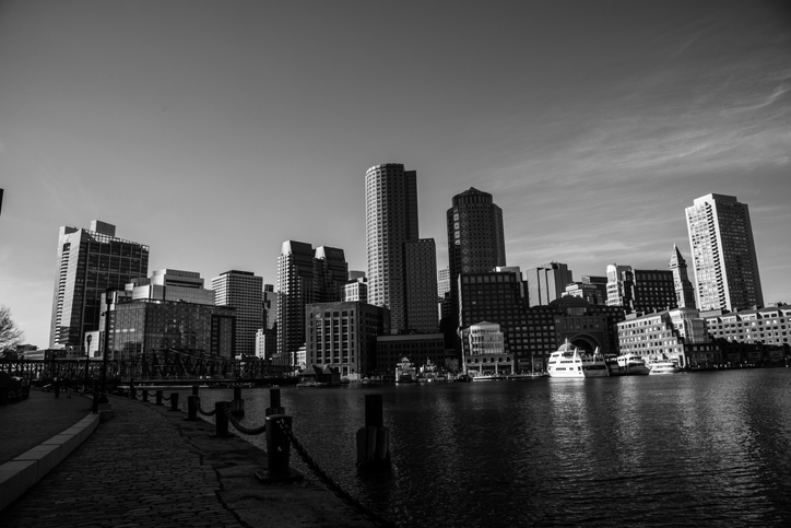 UMASSDonahue's tweet image. Nursing home closures, behavioral health access, &amp;amp; English for Speakers of Other Languages gaps: #MassBenchmarks Winter 2025 report tackles critical MA policy challenges. Explore the findings: bit.ly/41XUJ10 #RegionalEconomics #HealthcareCrisis #ESOL