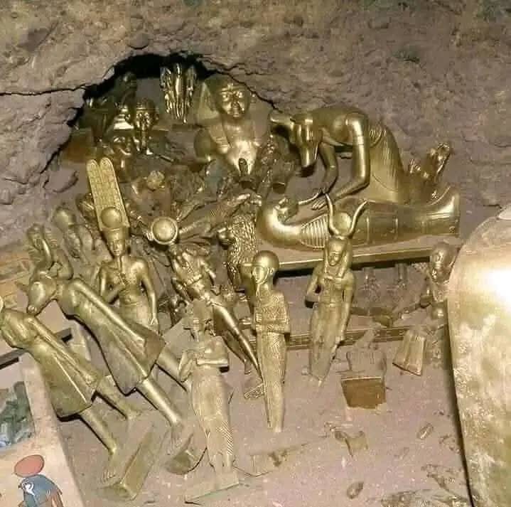 بتاع الخرده مفكرني عبيط عايز ياخد مني كيلو النحاس ب50الف
 وهو ب80 الف