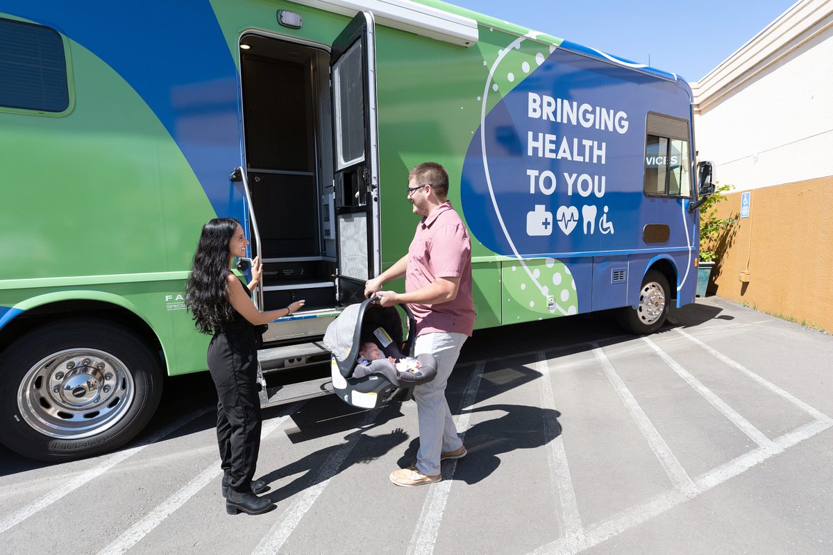 Portland Community College (@portlandcc) on Twitter photo 📢 Starting April 2, our Southeast Campus will host free & low-cost healthcare services on the 1st, 3rd & 5th Wed of the month! 🏥🦷💙 Thanks to a partnership with <a href="/MultCoHealth/">Multnomah County Health Dept</a>, the mobile clinic will offer medical, dental, & more from 1:30-4:30 PM. Open to all! #PantherPride 📢 Starting April 2, our Southeast Campus will host free & low-cost healthcare services on the 1st, 3rd & 5th Wed of the month! 🏥🦷💙 Thanks to a partnership with <a href="/MultCoHealth/">Multnomah County Health Dept</a>, the mobile clinic will offer medical, dental, & more from 1:30-4:30 PM. Open to all! #PantherPride