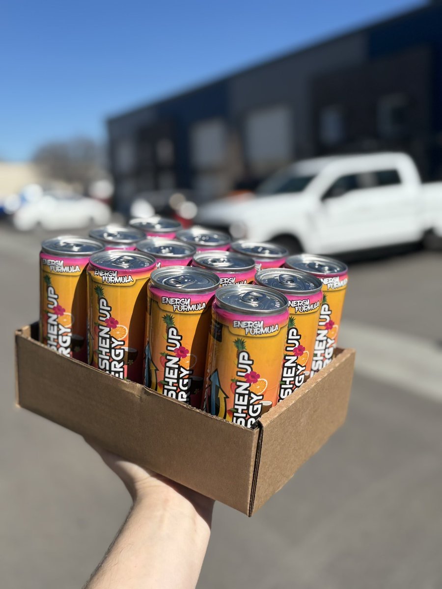 🚨FLASH GIVEAWAY!🚨

👍LIKE
♻️REPOST
👥Follow <a href="/Sizzins_/">Sizzins</a> &amp; <a href="/DrinkFreshenUp/">Freshen Up Energy</a> 

12-Pack Tropical Vibes Cans🎁

US &amp; CANADA ONLY

🎉Winner chosen 3/25🎉
