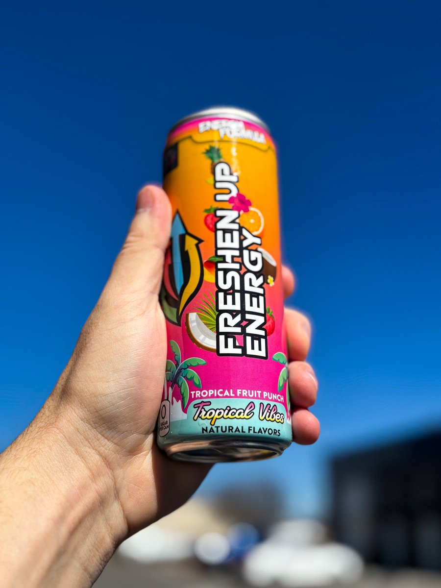 DrinkFreshenUp's tweet photo. 🚨FLASH GIVEAWAY!🚨

👍LIKE
♻️REPOST
👥Follow @Sizzins_ &amp; @DrinkFreshenUp 

12-Pack Tropical Vibes Cans🎁

US &amp; CANADA ONLY

🎉Winner chosen 3/25🎉 https://t.co/gsHHJAQKTw