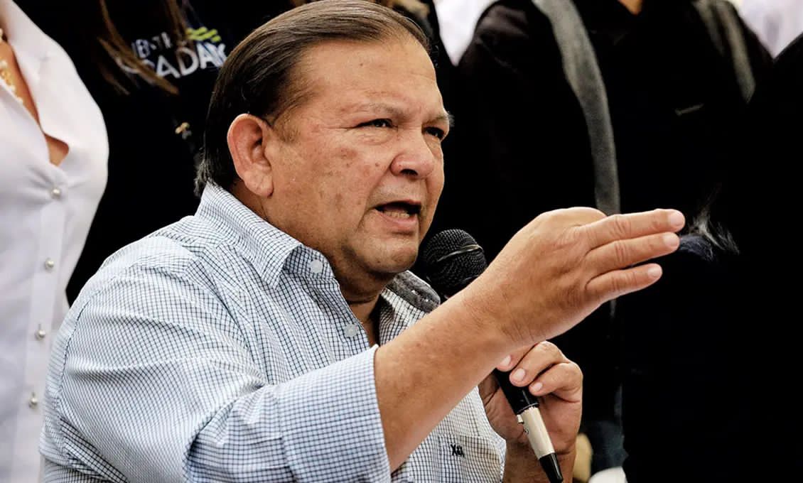 🟢 Andrés Velásquez afirmó que UNT y el MPV deben ser expulsados de la Plataforma Unitaria por convocar a la participación electoral en las elecciones del 25May.

📌 Vía: <a href="/AndresVelasqz/">Andrés Velásquez</a>