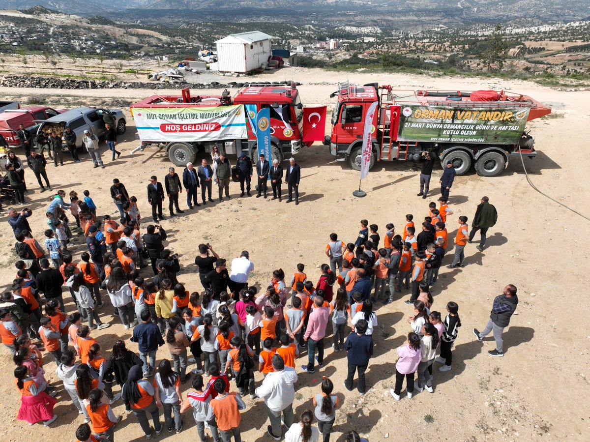 mutmaresal's tweet photo. Mersin Orman Bölge Müdürlüğümüze Bağlı Mut Orman İşletme Müdürlüğü 21 Mart Orman Haftası kapsaminda dikim etkinliği düzenlendi. Kutlamalara Mut Kaymakamı İsa Uğur, Mut Orman İşletme Müdürü Utku DANIŞ, İşletme Personeli,İlçe Kurum amirleri , öğrenciler ve Vatandaşlar katıldı. https://t.co/HnB4wnCN9K