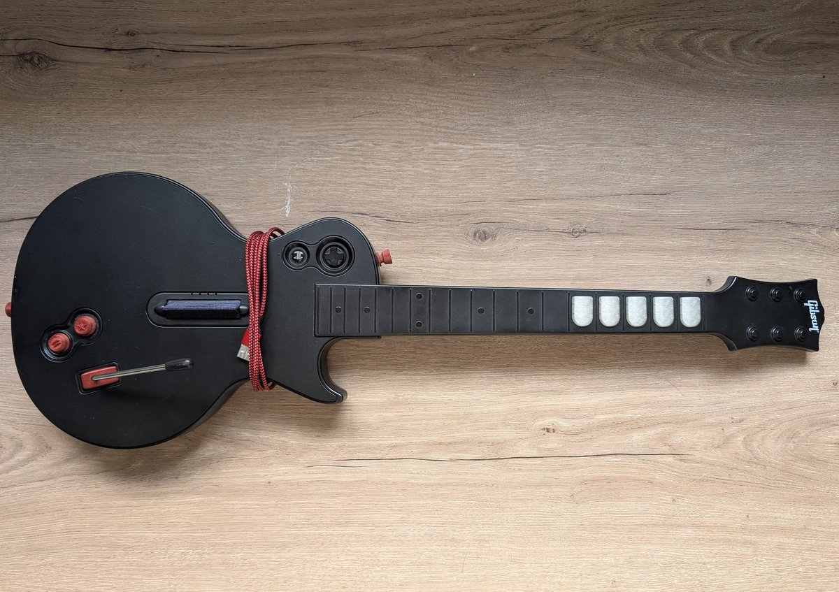 LiamJTizzard's tweet photo. Full LED Guitar with a Vinyl faceplate wrap up for grabs! DM for info! https://t.co/BoR41haBpb