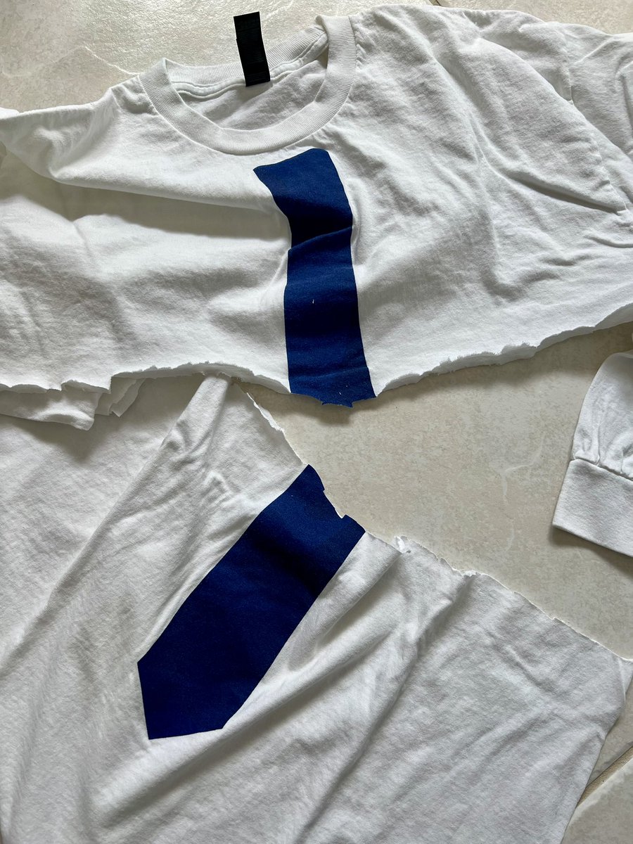 BulldogBam's tweet photo. “The act of cutting the tie is a symbolic gesture, representing the severance of a connection or the beginning of a new stage or phase.”

Next play #letsGoDrake https://t.co/DvXqcGYzOi