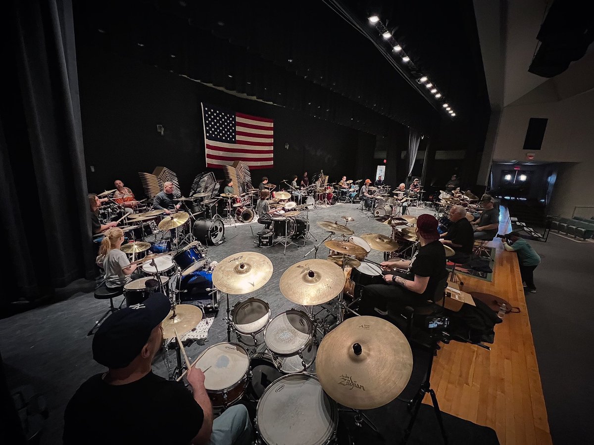 I normally dislike drum circles. Drum Set circles on the other hand… 👍