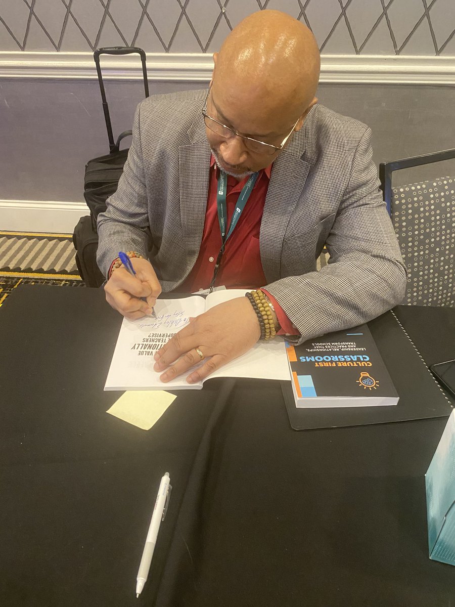 Ashley Edwards tweet media