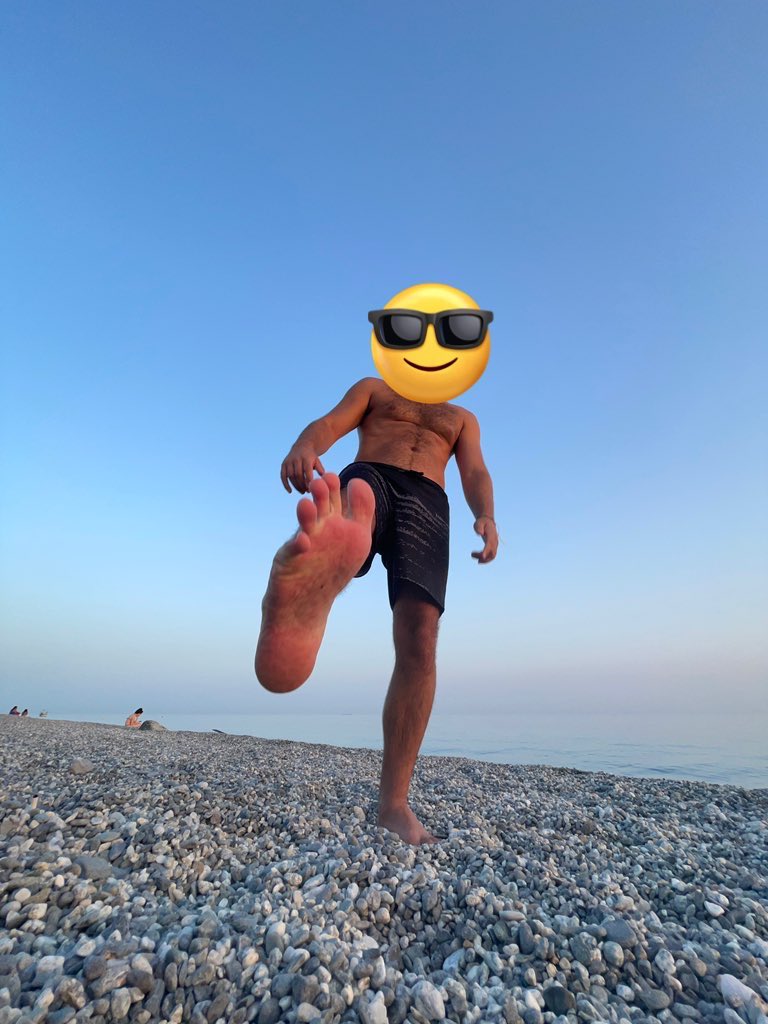 PSureise22's tweet photo. #tacchialti #tacchiaspillo #piedifemminilibellissimi #feetworship #feetstagram #nylon #footjob #feetpics #f #pes #salute #sexyfeet #feetlovers #feetfetish #plantari #calze #highheels #fu #postura #pieds #barefoot #collant #cutefeet #prettytoes #perfectfeet #footfetish #piede https://t.co/w2gphODBCX