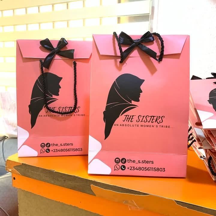 JattoQudus's tweet image. PAPER BAG

To Place Your Order;

📍Send us a DM @LiftedhandsP 
📍Call or WhatsApp +2348074692174

Location:- Ilorin
Delivery Nationwide 

#boxmaking #paperbag #giftbox #ilorinpackaging #packagingbox #satinbag #weddingsouvenirs #brandinginlagos #Packaging #ilorin #boxes #printing