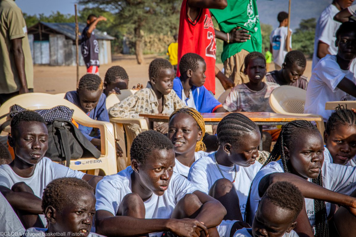 GlobalRefugee20's tweet photo. Through basketball, refugees elevate their communities and the places they call home. They are proud representatives of their communities. We are excited to support and continue delivering the basketball program to them. 🏀✨
#communitydevelopment #InvestInRefugees https://t.co/iXdvm75YRR